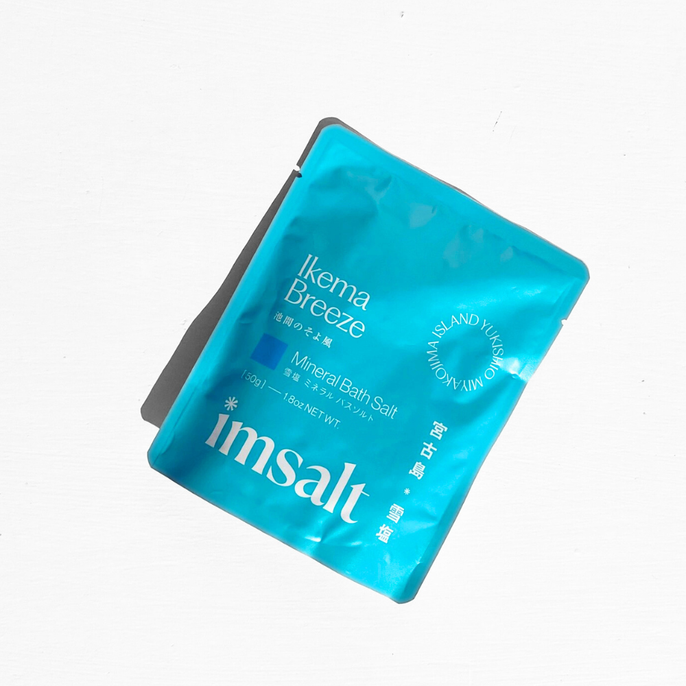 エンジョイソルトページ imsalt 雪塩ミネラルバスソルト 池間のそよ風 50g – 宮古島の雪塩・島